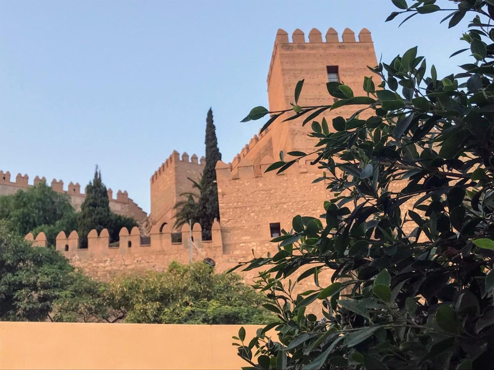 Casita La Paloma Bonita Del Pescador Hasta 5 Personas En El Casco Antiguo La Medina Centro Almeria Bajo Alcazaba Terraza Buena Vista Parking Privado Y Sabanas En Opcion Buitenkant foto